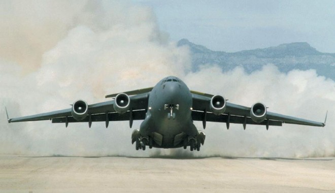 Patru aeronave americane C-17 vor veni la Aeroportul Mihai Kogălniceanu - 5avionc17-1314649918.jpg