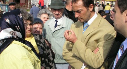 Mazăre taie din puii și uleiul pensionarilor, însă cheltuiește mult mai mult pentru cumpărarea lor - 5bd91e126ca74d29488cc551c2cb3bfe.jpg