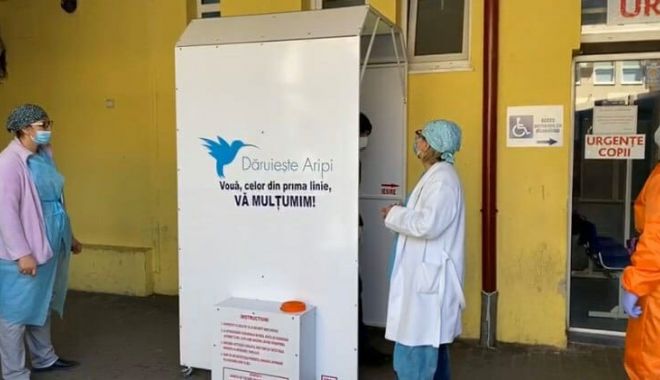 6 tuneluri de decontaminare, donate de Asociația Dăruiește Aripi spitalelor din Constanța - 5c23050dfc274ead869a1a3bf348eca0-1587133504.jpg