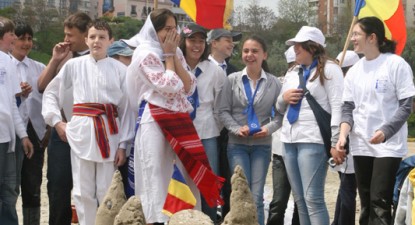 27 de castele de nisip, ridicate pe plaja Modern în cinstea Europei - 5c353d0c1c623c6c968283567e1d201e.jpg