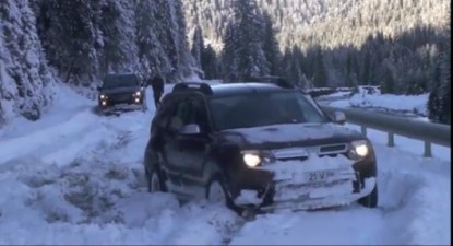 Cum se descurcă Duster-ul prin troiene de zăpadă (VIDEO) - 5ce52d2d617fd00b73dfcf9e27e646b5.jpg