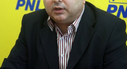 Cum s-au împrietenit liberalii constănțeni cu Mazăre - 5d20d65a71905c0943f4c863b91edbd0.jpg