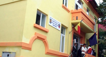 Inspectorii școlari pierd aproape jumătate de salariu - 5ebc3880df06d23438edb5fe2c2cab50.jpg