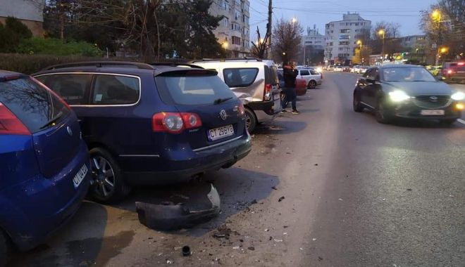 A lovit șapte mașini pe o stradă din Constanța și a fugit - 5f44269c682947b1b931b05ff2f9e412-1608149188.jpg