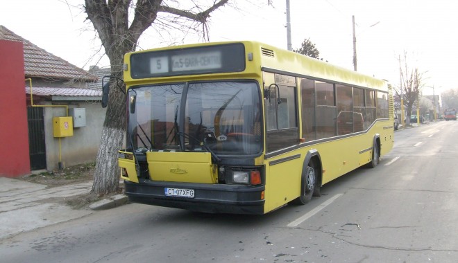 Șmecherul cu Audi care a distrus trei autobuze nu a fost găsit - 5martiesmecherulnuafostgasit-1330860654.jpg