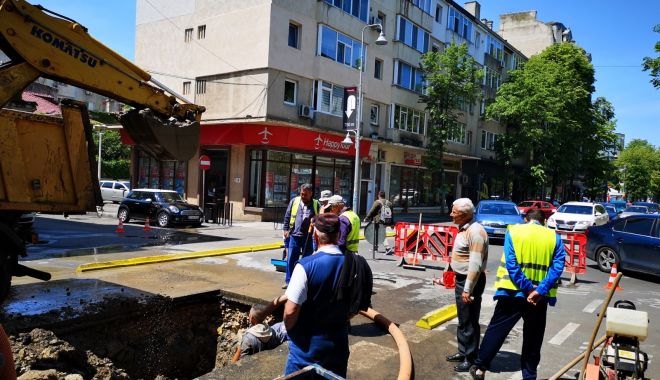 Traficul rutier este blocat, pe bulevardul Tomis! - 60352710271918048144446878304157-1557742370.jpg