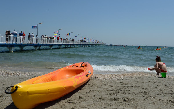 Care este calitatea apei de îmbăiere de pe litoral - 60585306-1346266671.jpg