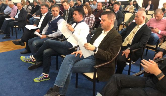 UPDATE - A început ședința de Consiliu Județean - 60618477264700642864434537072370-1558088949.jpg