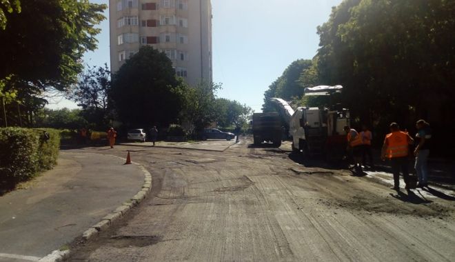Primăria continuă reabilitarea străzilor din oraș - 60658367273513889984862664154431-1558526515.jpg
