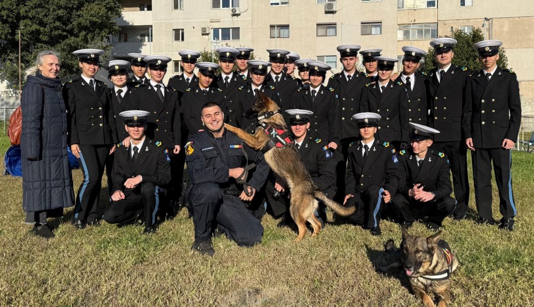 Jandarmii constănțeni, gazdele copiilor în săptămâna „Școala Altfel” - 60b0ac87cdf34e32b7e344d2c8a17731-1760962181.jpg