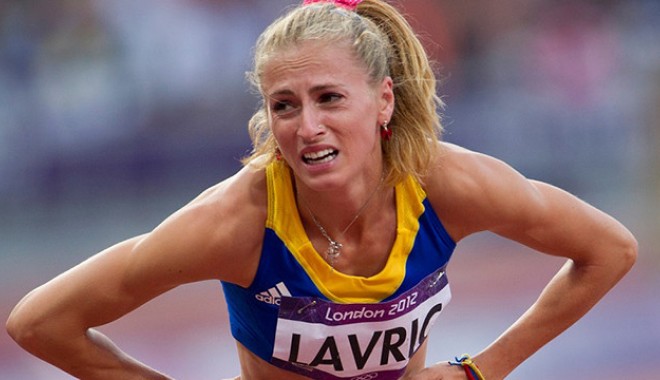 Atleta Mirela Lavric: Nu m-am gândit nicio clipă să mă sinucid - 61416254-1384439289.jpg