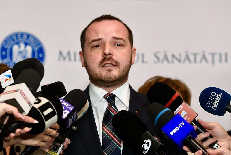 Ministrul Sănătăţii, despre starea lui Mircea Lucescu: Din păcate, este în stare critică - 61639209687435270889782320338061-1775409548.webp