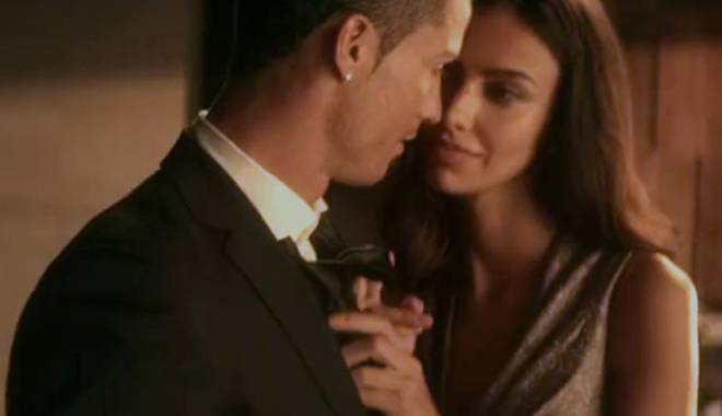 Mădălina Ghenea, sărut pasional cu Cristiano Ronaldo - 61715330-1441962185.jpg