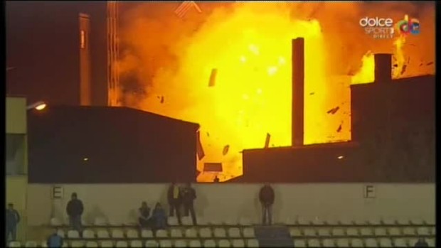 Video. ALTĂ NENOROCIRE! EXPLOZIE PUTERNICĂ, urmată de incendiu. Arafat: 