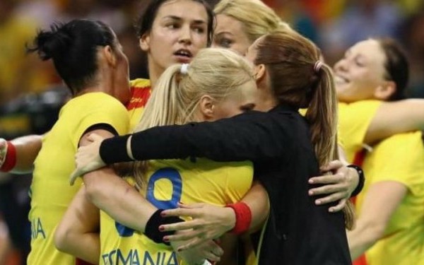 România a ratat calificarea în semifinalele EURO 2016, după înfrângerea cu Danemarca - 61853563-1481746546.jpg