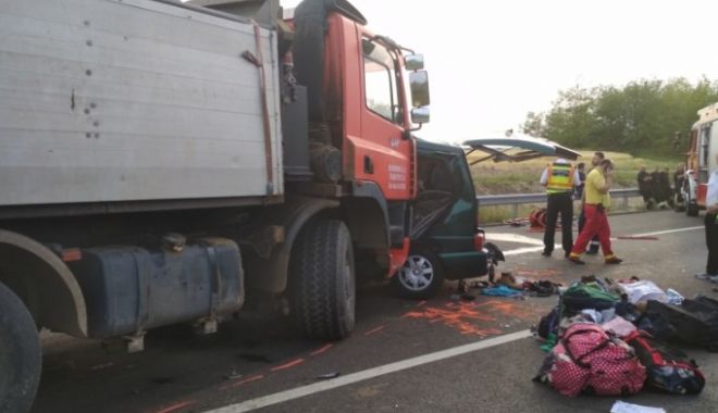 NOUĂ VIEȚI PENTRU UN LIVE PE FACEBOOK / Cum s-a produs tragicul accident cu români - animație grafică - 61961691-1527148448.jpg