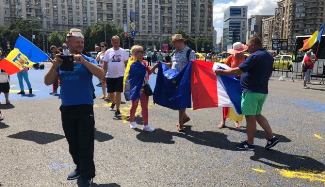 PROTEST DIASPORA. IATĂ CELE MAI IMPORTANTE MOMENTE - 61978724-1533911436.jpg