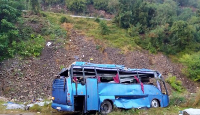 Trei miniștri au demisionat, la cererea premierului, după gravul accident din Bulgaria - 61981934-1535718471.jpg
