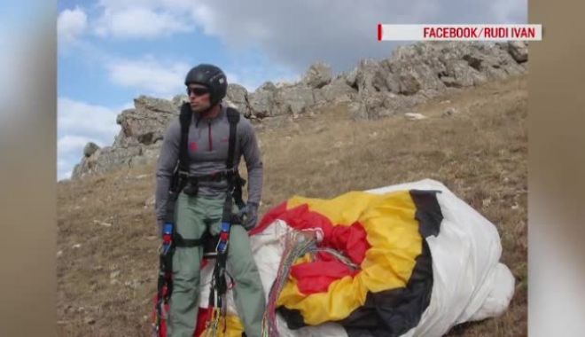 Un parașutist român a murit în Alpi, chiar sub ochii prietenilor săi - 61998511-1541413370.jpg