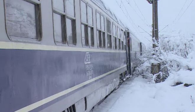 CFR Călători: Circulaţia a zeci de trenuri, suspendată duminică pe magistrala Bucureşti-Constanţa, din cauza vremii nefavorabile
