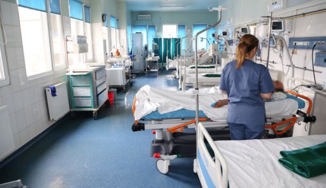 Doi bărbați au ajuns la spital cu o boală rară dup ce au mâncat alimente din conservă