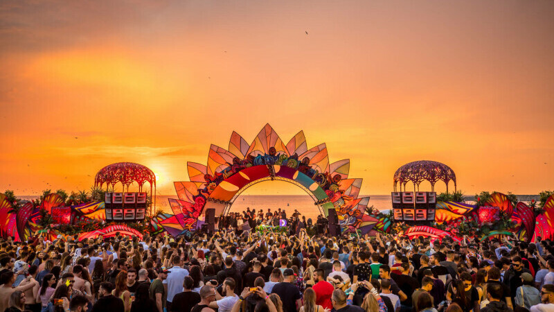 Sistemul de plată, check-in, top up şi refund, la cea de-a şasea ediţie a festivalului Neversea