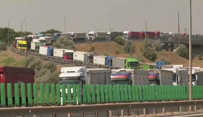 Vălean: Nu sunt la curent cu existenţa unor lucrări de întreţinere a drumurilor afectate de camioanele ucrainiene în România