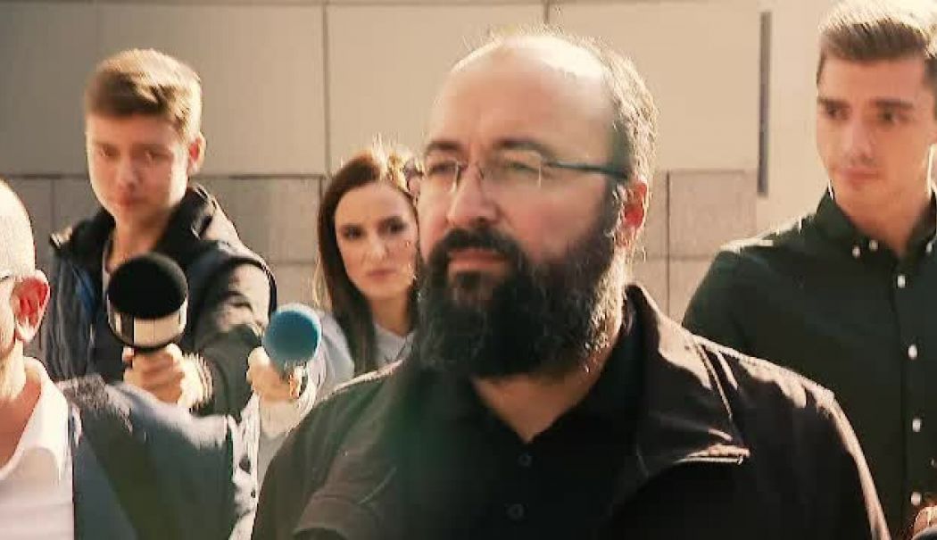 Fostul preot Visarion Alexa a fost condamnat definitiv cu suspendare pentru agresiune sexuală - 62291259-1758197059.jpg