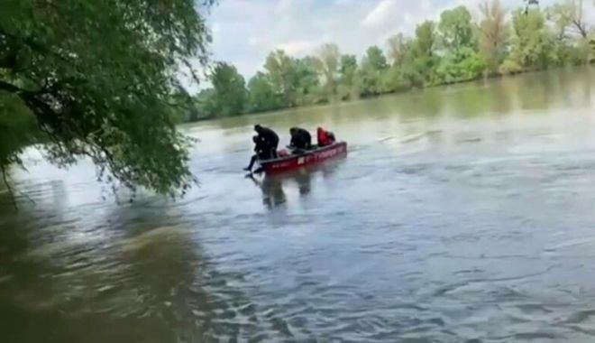 Cadavrul unui preot a fost găsit într-o baltă de pescuit