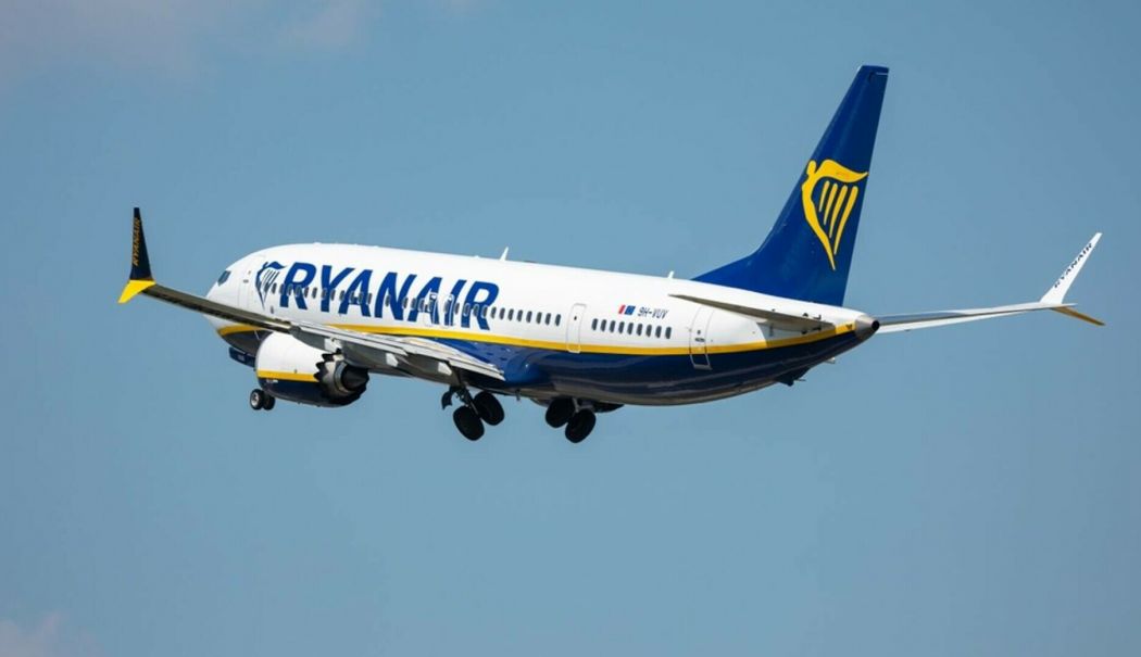 Urgență pe Aeroportului Otopeni! Un avion Ryanair, cu 194 de persoane la bord, a cerut să revină la sol