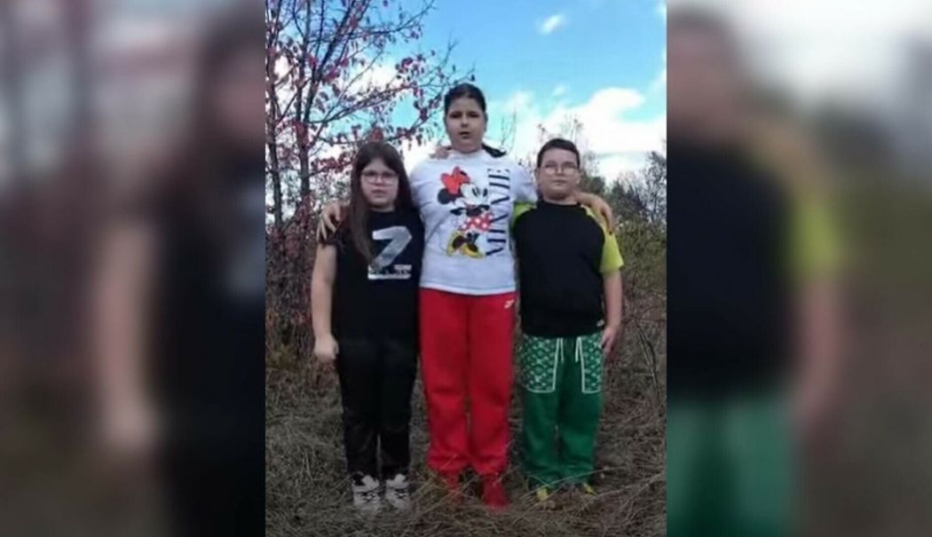 Cei trei copii căutați în toată România au transmis un mesaj video mamei lor: „Roxana, noi nu vrem la tine” - 62490675-1729002112.jpg