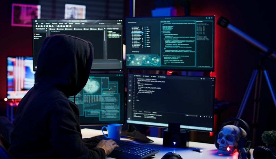 Un român supranumit „regele hackerilor” din Europa a fost arestat la Milano - 62512713-1752562905.jpg