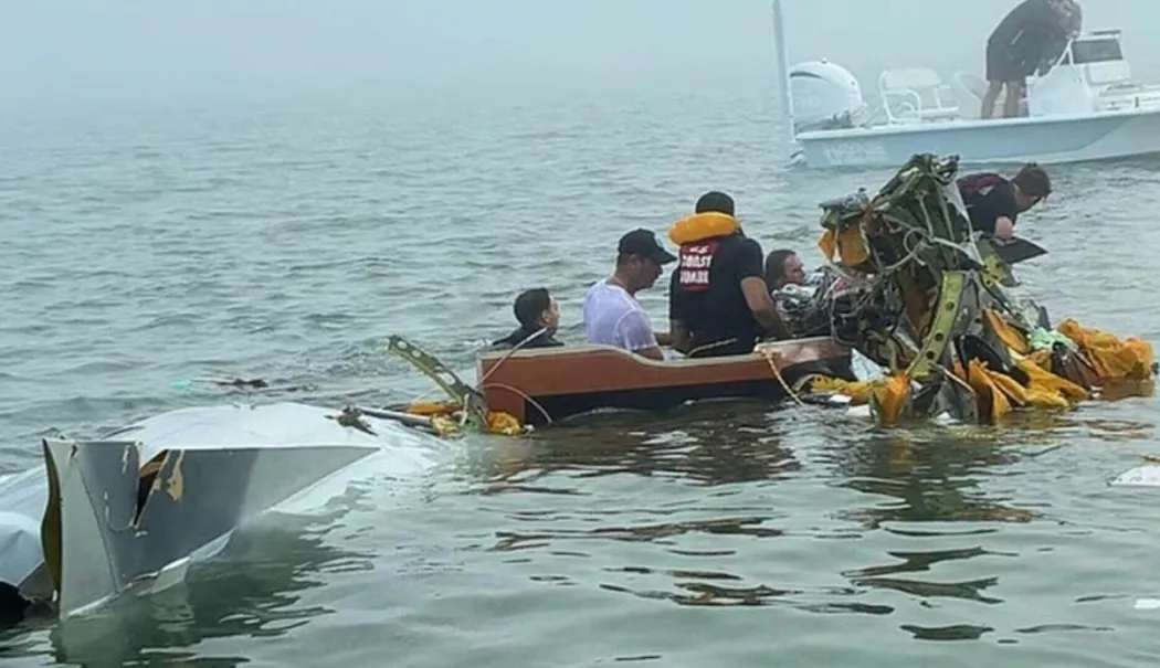Avion medical, prăbușit în ocean. Cel puțin cinci oameni au murit - 62601182-1766486731.webp