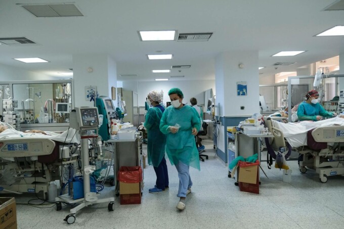 Ministrul Sănătăţii invită sindicatele şi societăţile profesionale la discuţii pe tema gărzilor