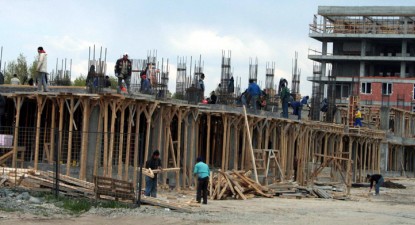 Constructorii încep să prindă viață, după doi ani de tăvăleală cu recesiunea - 628be1a181fedaba8bfdd109a60e2a61.jpg