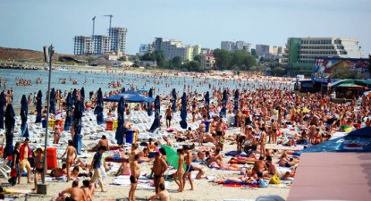 Plajele au primit steluțe pentru curățenie - 62e44187d92348c552952aa4bf152e90.jpg