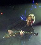 În luna martie, Snowy White va concerta la București - 633cc4cf037f7d8f2460777b0910d431.jpg