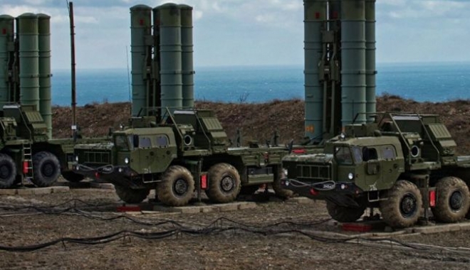 Armata rusă a instalat sisteme S-400 în apropierea unei fabrici de armament din Siria - 646x404-1504186539.jpg