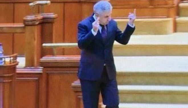Ce sancțiuni riscă Florin Iordache după semnul obscen din Parlament - 646x404-1542279454.jpg