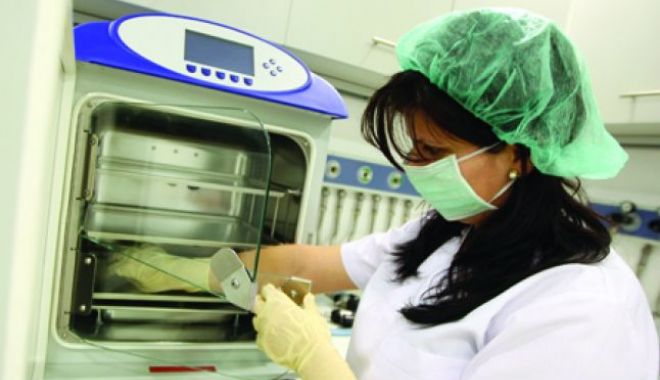 Gafă incredibilă făcută de o clinică de fertilizare: o femeie asiatică a născut gemeni albi - 646x404-1562757584.jpg