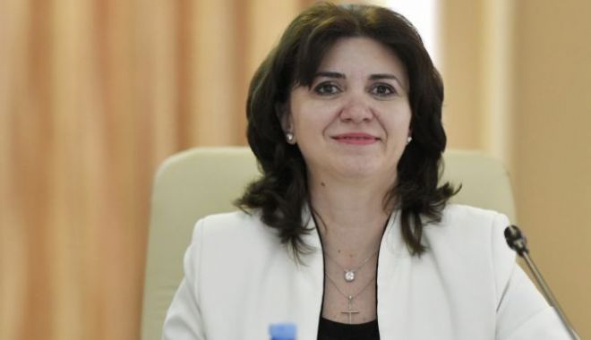 Apelul ministrului Educației înainte de începerea școlii: Ne aflăm într-o situație dificilă - 646x4041-1600013443.jpg