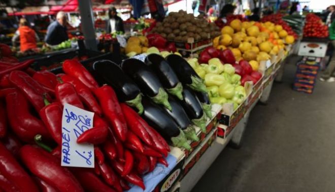 CUM SUNTEM PĂCĂLIȚI! Legume și fructe din import, comercializate ca fiind românești - 646x40411-1566898834.jpg
