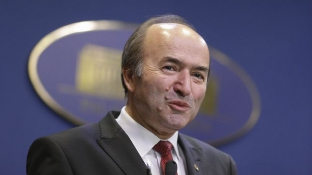 Tudorel Toader: Cinci la sută din deținuții eliberați în baza recursului compensatoriu au recidivat - 646x404167744300-1552563564.jpg
