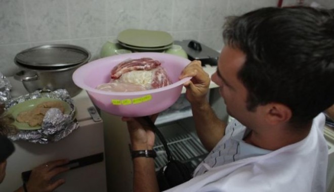 Zeci de controale efectuate de DSVSA Constanța! - 646x4042-1372240037.jpg