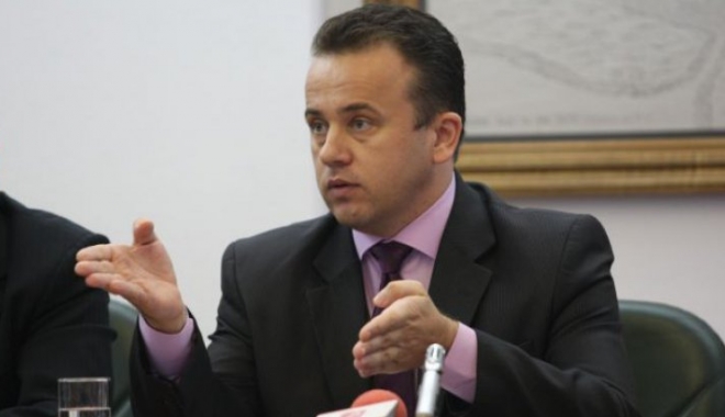 Ministrul Educației, anunț de ultimă oră. Se întâmplă în cel mult o lună - 646x40456298200-1508489077.jpg