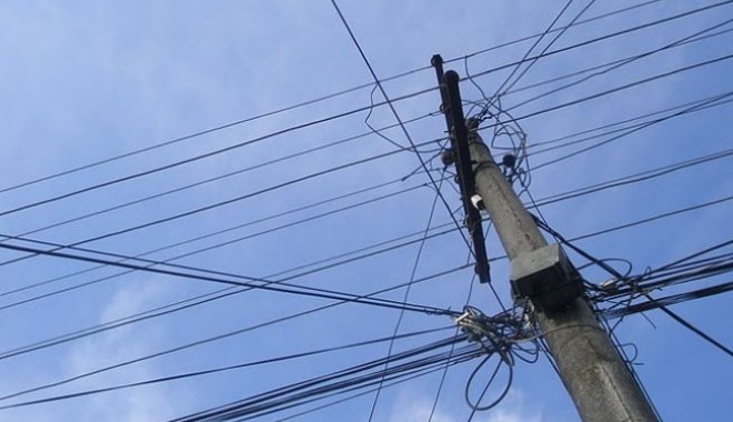 Lucrări ENEL. Află aici în ce zone din Constanța se oprește curentul electric, mâine - 652x450083491faracurentinvestulc-1407251543.jpg