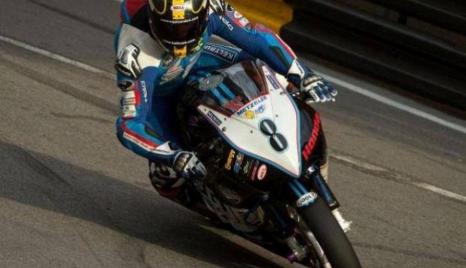 Motociclistul britanic Daniel Hegarty a decedat după ce s-a lovit de zidul de protecție, la Macao Grand Prix - 658x0danhegarty-1511012392.jpg