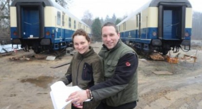 Doi germani s-au mutat cu casa în două vagoane de tren / Galerie Foto - 66ecdaf13b215f190ca54824b935bcfc.jpg