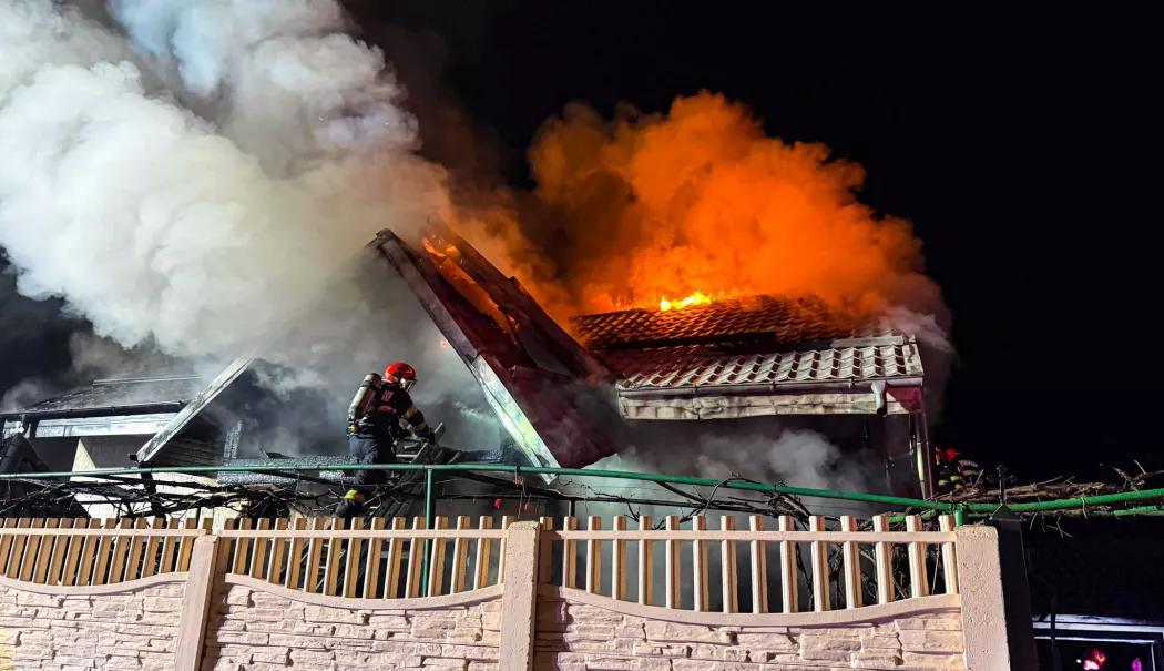Preot găsit carbonizat în propria locuință, în urma unui incendiu violent - 67404711312764732780344692400109-1776323059.webp