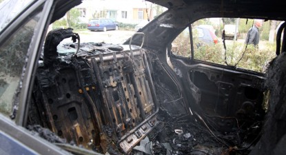 Mitsubishi în flăcări, pe strada I.L. Caragiale - 674da13c4ebcc4cf9e4b8987942e4d2c.jpg